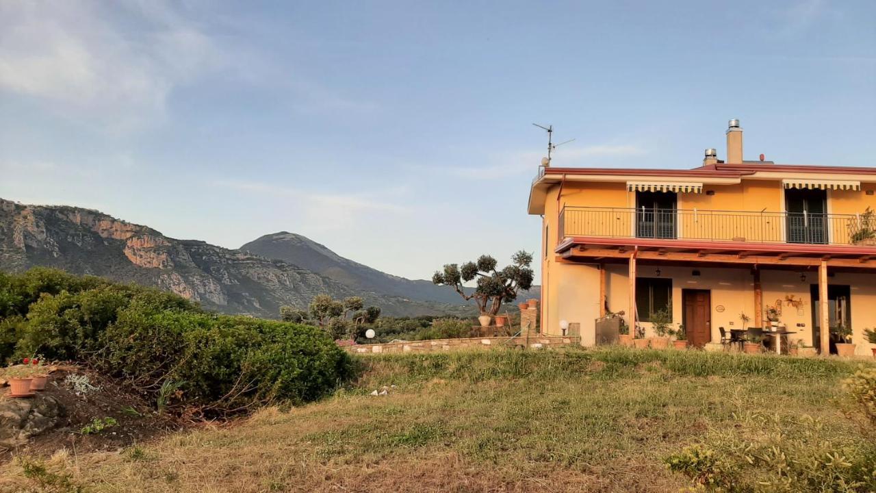 B&B Casa Martina Giungano Екстер'єр фото